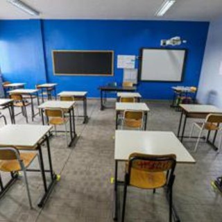 Scuola, vaucher fino a 1.500 a studente da spendere solo per le paritarie: emendamento Fdi