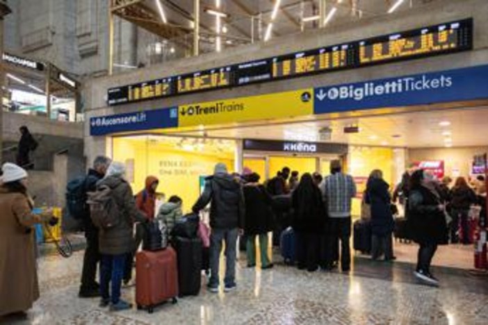 Caos treni, rimborso o risarcimento: ecco come ottenerli