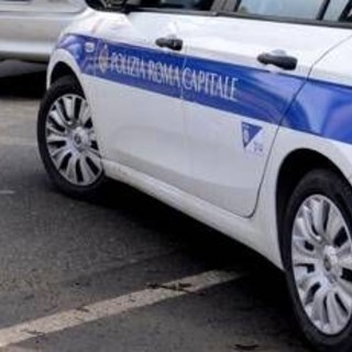 Roma, investita da un'auto in via Ardeatina: morta 56enne