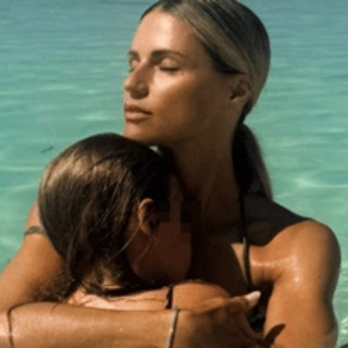 Michelle Hunziker, la figlia Celeste compie 10 anni: la dedica social e la foto alle Maldive