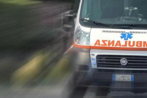 Incidente sull'A9, scontro tra due auto a Fino Mornasco: grave 12enne