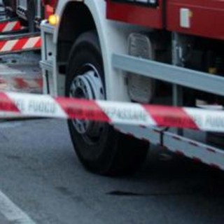 Catanzaro, auto precipita in scarpata: morto 82enne