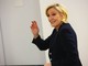 Francia, la destra al 34%. Le Pen “Blocco Macron quasi cancellato”