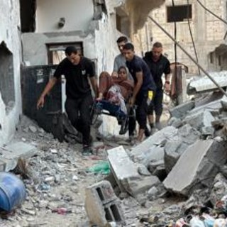 Israele, nuovi raid su Gaza City e Khan Younis. Media: &quot;Almeno 14 morti&quot;