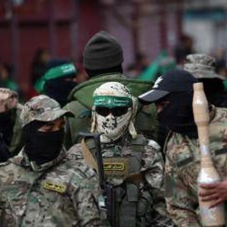 Hamas fa slittare rilascio degli ostaggi. Israele: &quot;Pronti a qualsiasi scenario&quot;