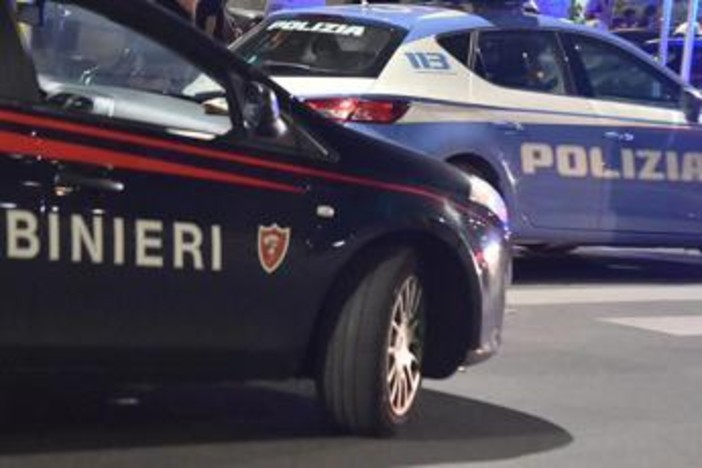 Caltanissetta, anziano trovato morto in casa con profonde ferite alla testa: è giallo