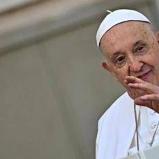 Papa, Vaticano: &quot;Ulteriore miglioramento, rientrata insufficienza renale&quot;