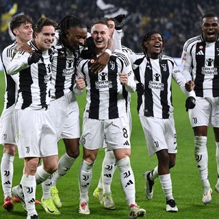 Poker al Cagliari, Juve ai quarti di Coppa Italia con Empoli