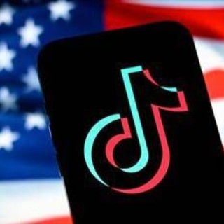 TikTok di nuovo disponibile su store di Apple e Google negli Usa