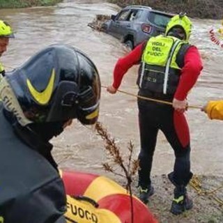 Forte maltempo in Toscana: salvate due persone a Grosseto, frane a Massa Carrara