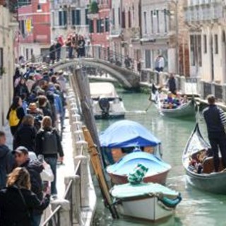 Venezia, nuovo ticket a 10 euro per i turisti che prenotano tardi