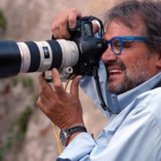 Addio a Oliviero Toscani, il fotografo provocatore aveva 82 anni